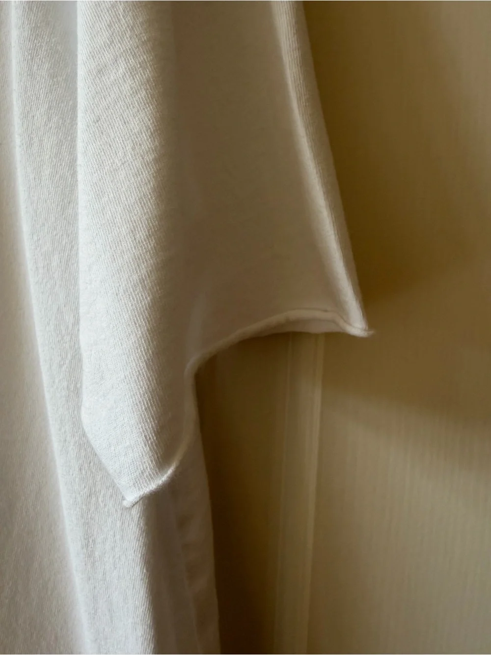 Frank & Eileen White Relaxed Open-Collar Polo. Like New. Excellent condition. - Picture 3 of 6
